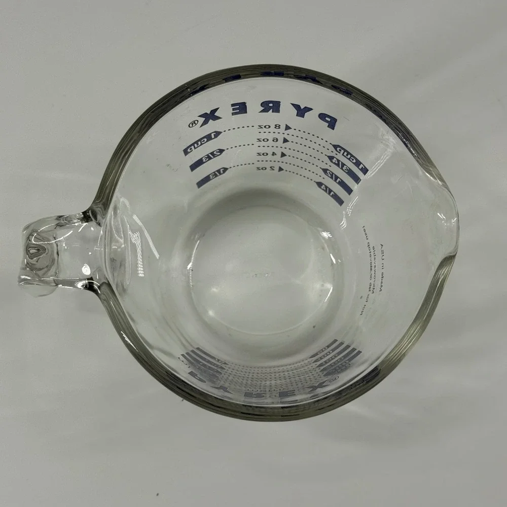Vintage PYREX 516-O 2-Cup Blue All Capital Lettering Glass Measuring Cup, USA